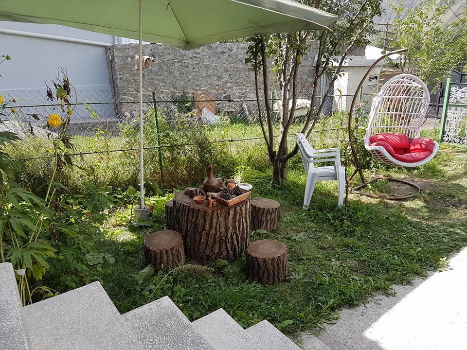Nino'S Guest House Stepancminda Exteriér fotografie